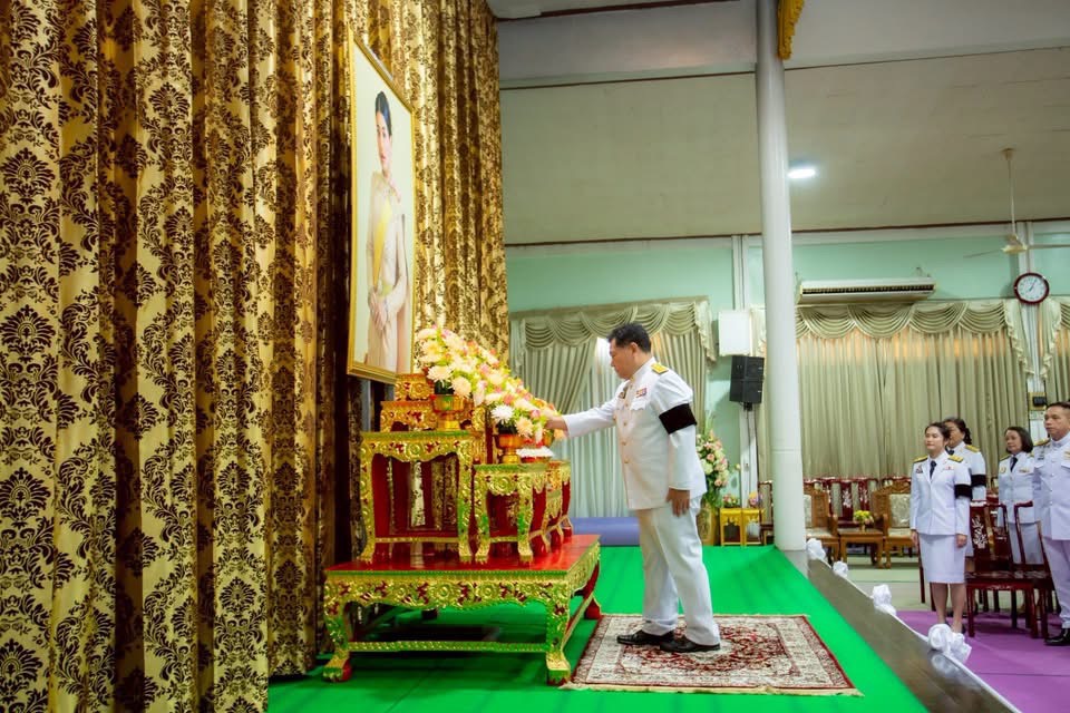 จังหวัดอ่างทองจัดพิธีเจริญพระพุทธมนต์และถวายพระพรชัยมงคล เนื่องในโอกาสวันคล้ายวันประสูติสมเด็จพระเจ้าลูกเธอ เจ้าฟ้าสิริวัณณวรี นารีรัตนราชกัญญา 